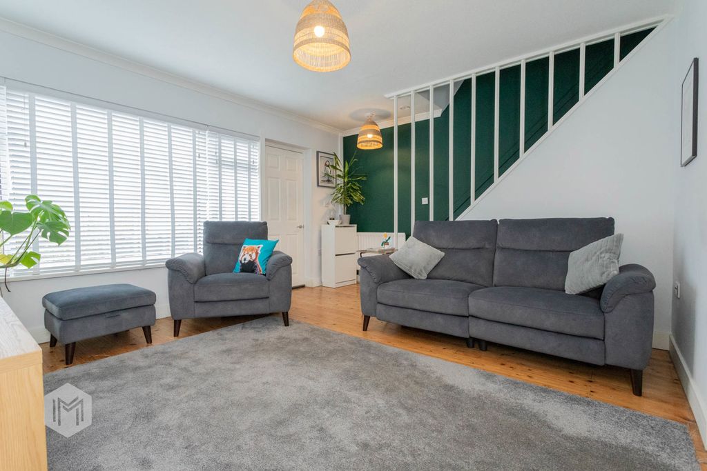 Property photo 3 of 28 Photograph