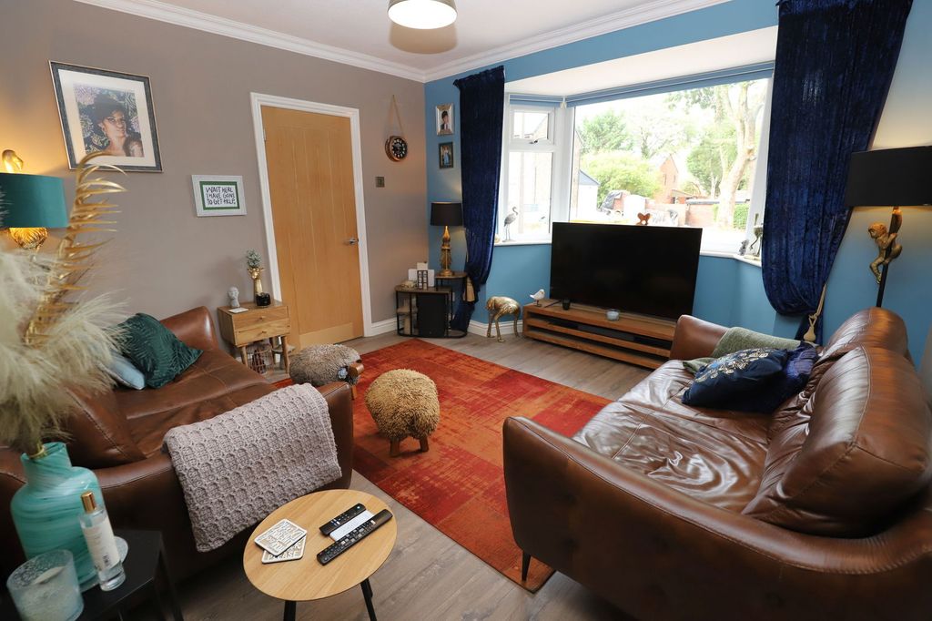 Property photo 3 of 30