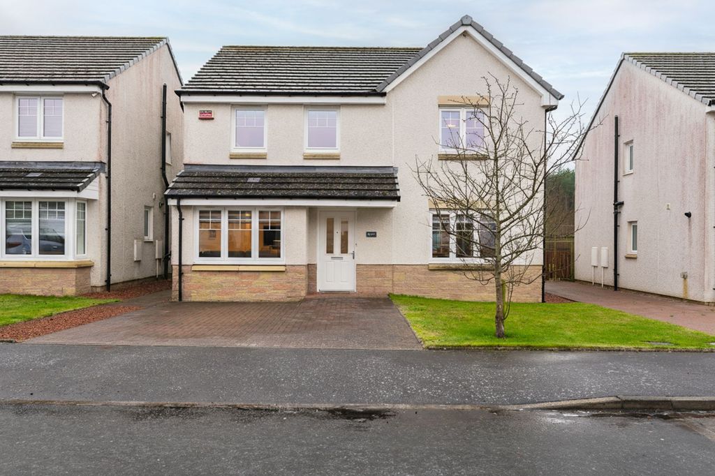 Property photo 1 of 39 Front View