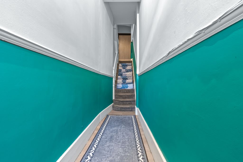 Property photo 3 of 3