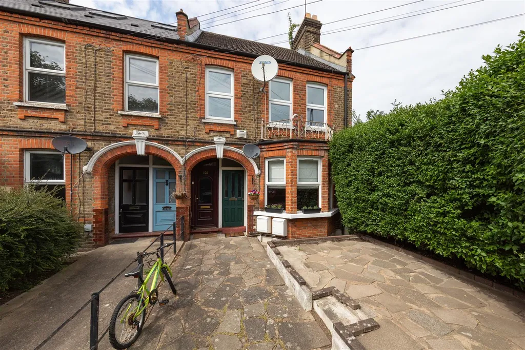 Apartment in London, Walthamstow - View 3
