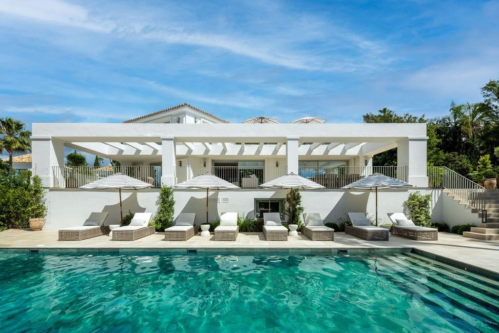 Property photo 3 of 35