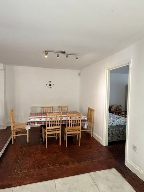 Property photo 3 of 13 Dinning