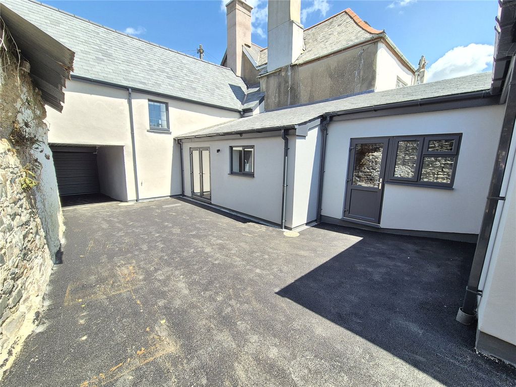 Property photo 3 of 37 Picture No. 76