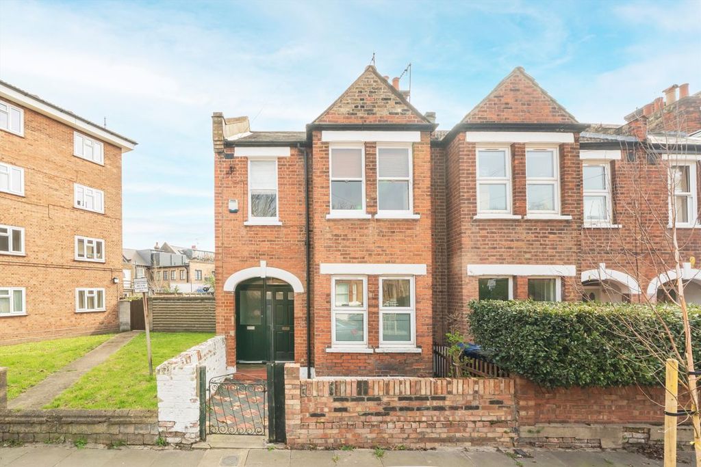 Property photo 1 of 7