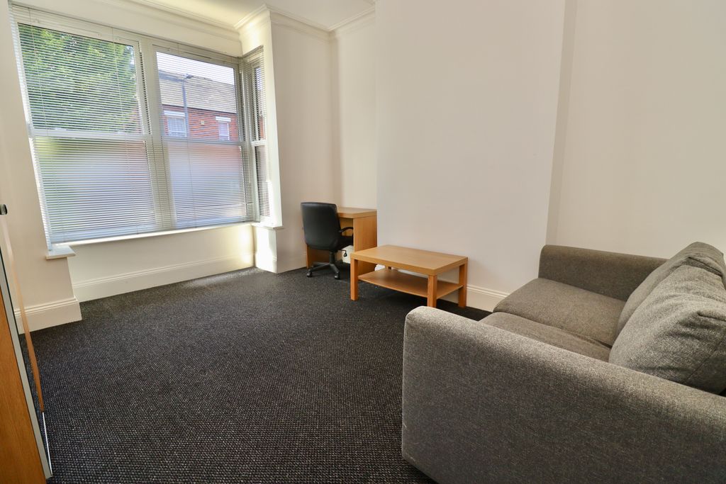 Property photo 3 of 12 Img_0108