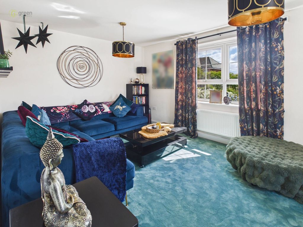 Property photo 3 of 21 1d739578299c47299363ee338334E112100Cam04425G0Pr0413Still007