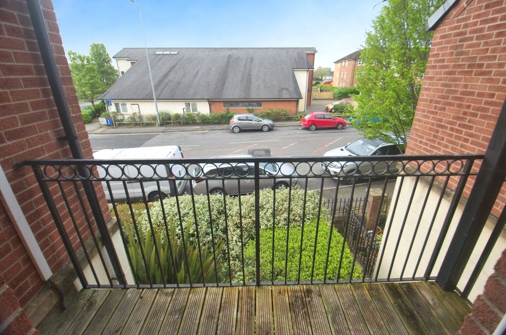 Property photo 3 of 16 Photo