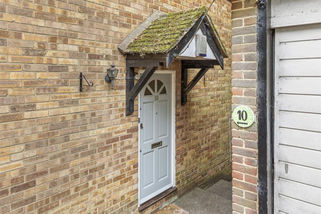Additional image 13 of 2 bed maisonette for saleRectory Avenue, High Wycombe HP13