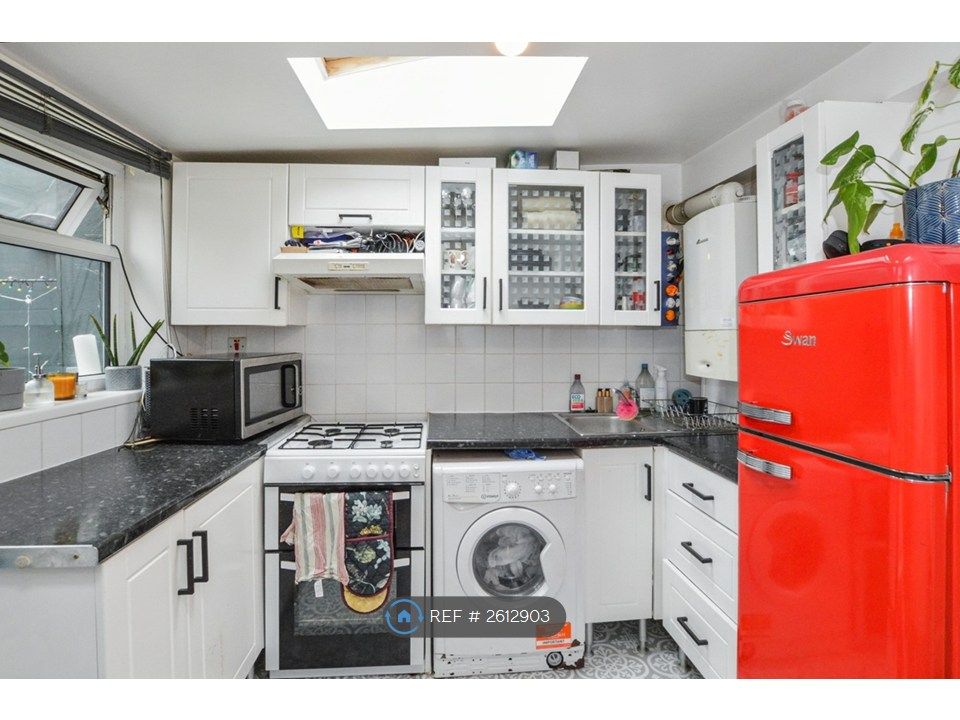 Property photo 3 of 16