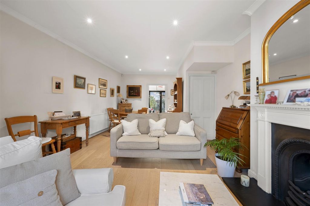 Property photo 2 of 18 5 Ridgway-8.Jpg