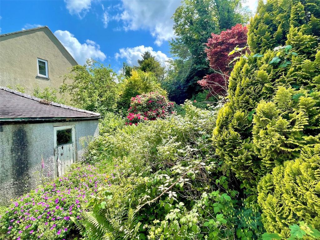 Property photo 3 of 20 Garden View