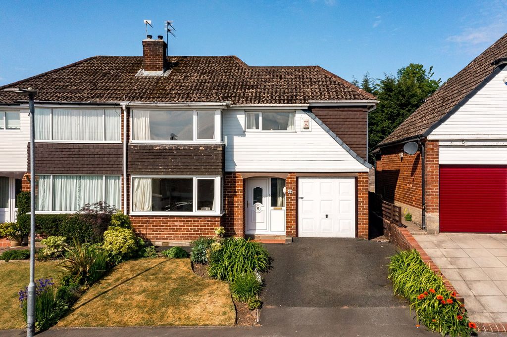 Property photo 1 of 25