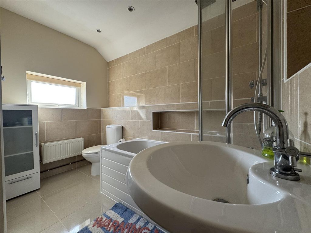 Property photo 3 of 8 Photo 08-04-2026, 15 36 53.Jpg