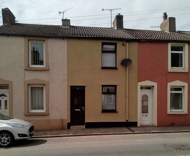 Property photo 1 of 18