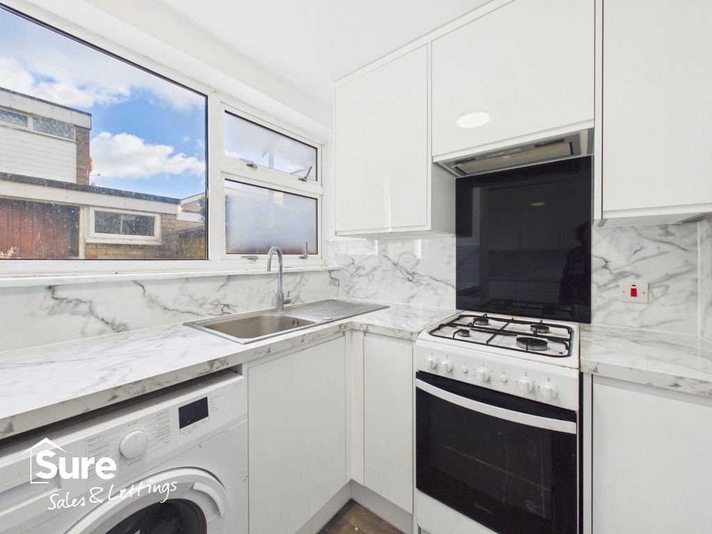 Property photo 1 of 21 1929820