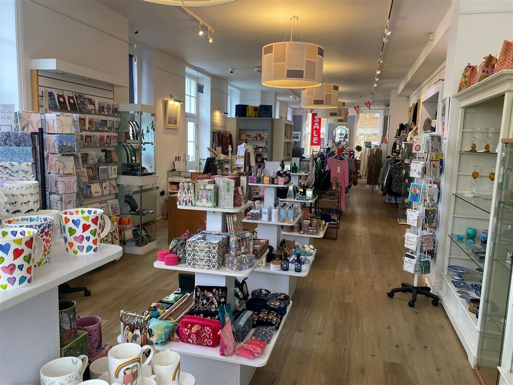 Property photo 3 of 8 Inernal Shop1.Jpg