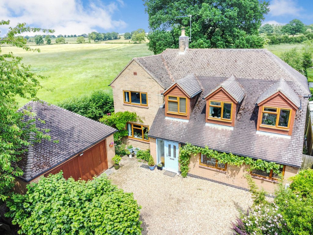 Property photo 1 of 31