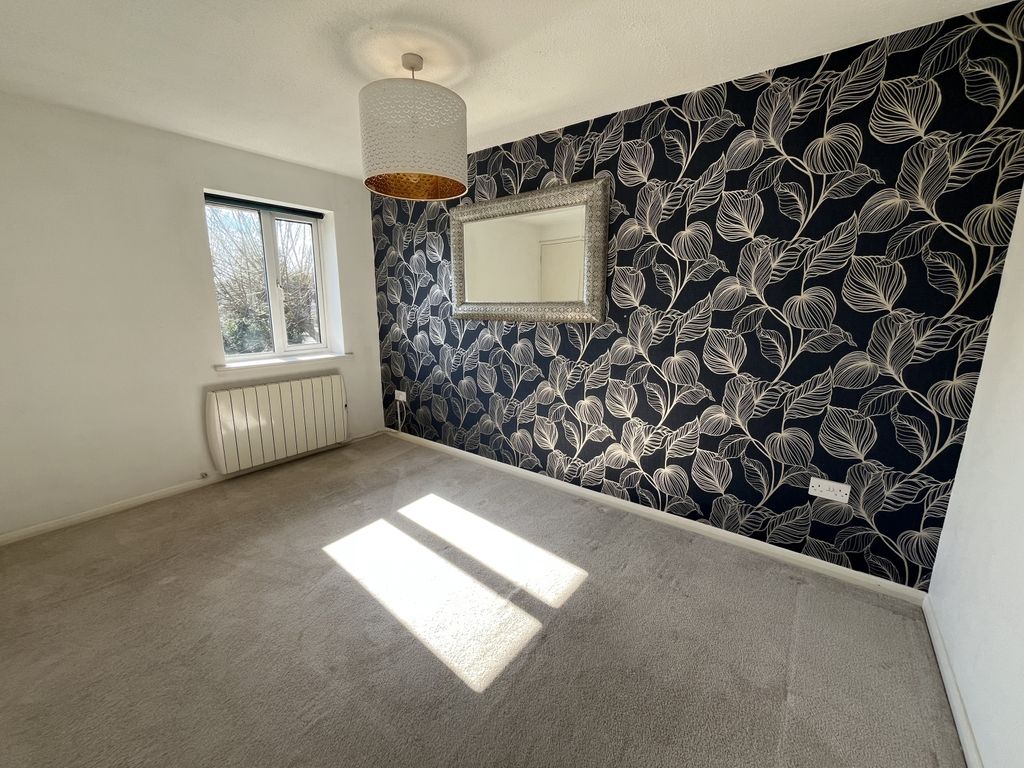 Property photo 3 of 6 Img_2598