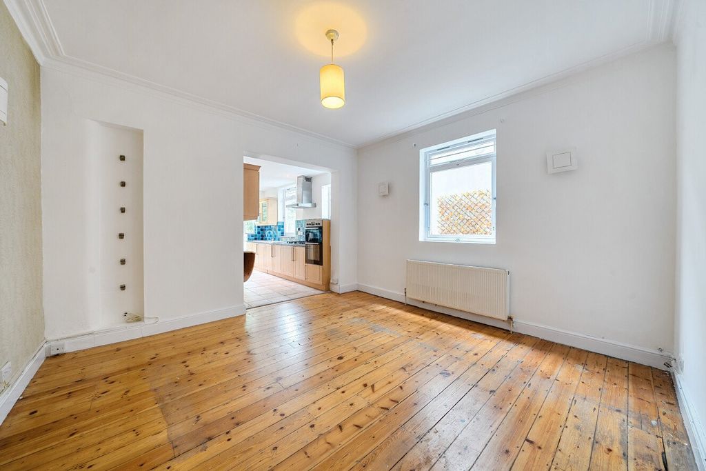 Property photo 2 of 7 Picture No. 07