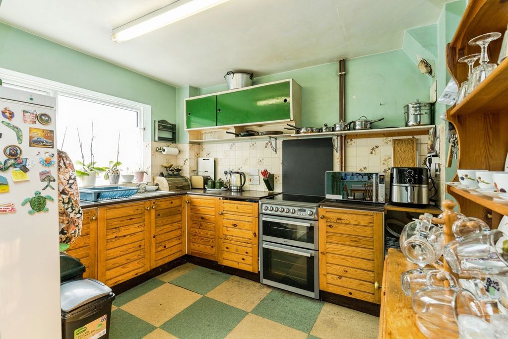 Property photo 3 of 22 Pbox-Img.Jpg