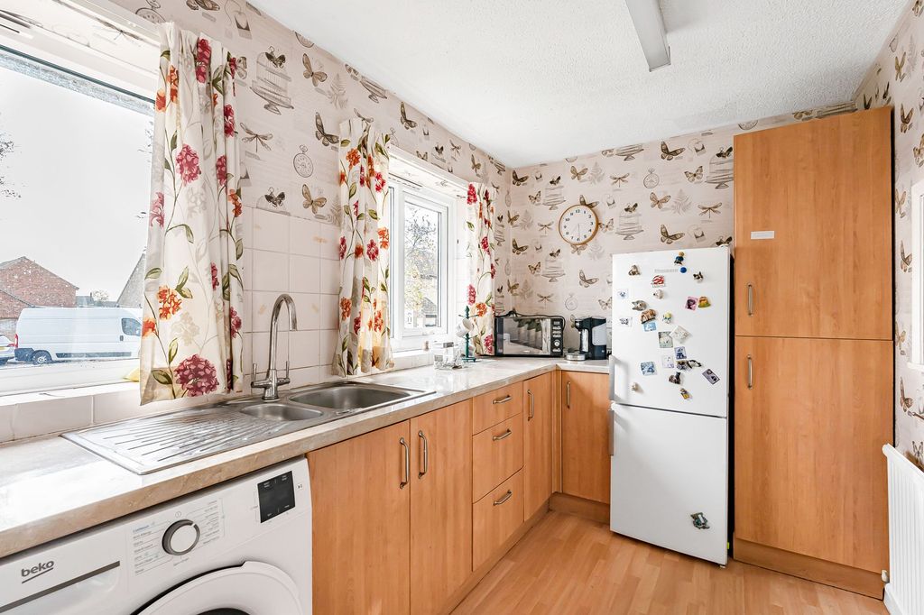 Property photo 3 of 15