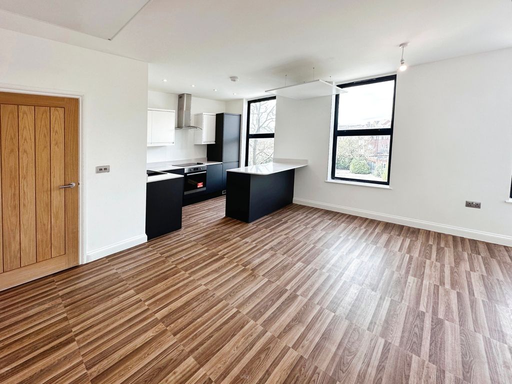 Property photo 1 of 15 Image