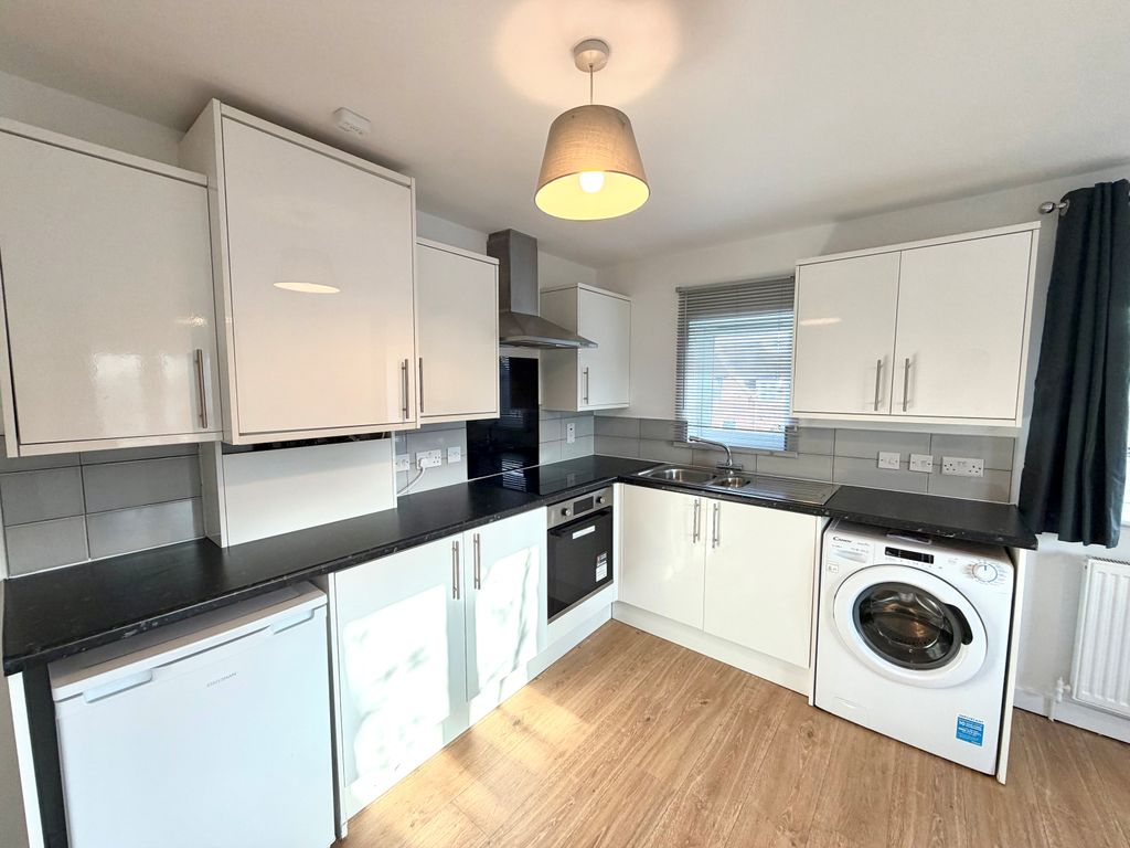 Property photo 2 of 6 Image