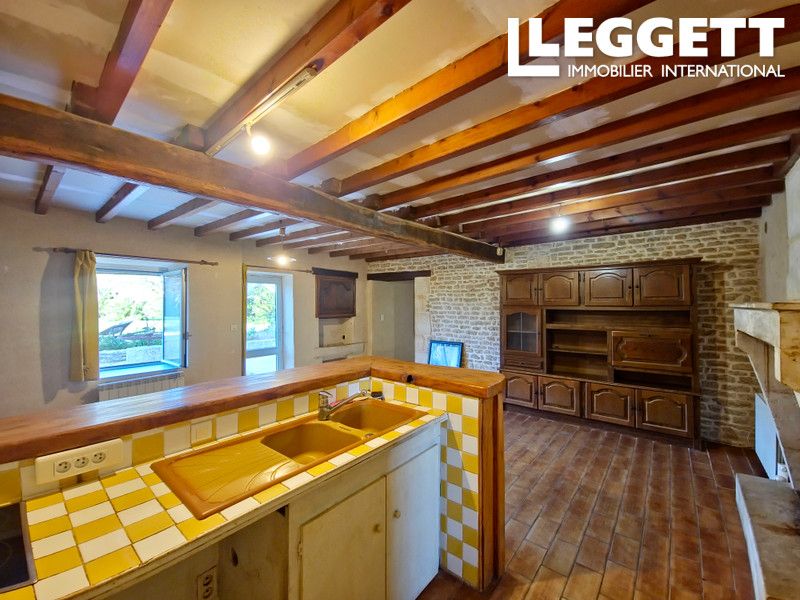 Property photo 3 of 10