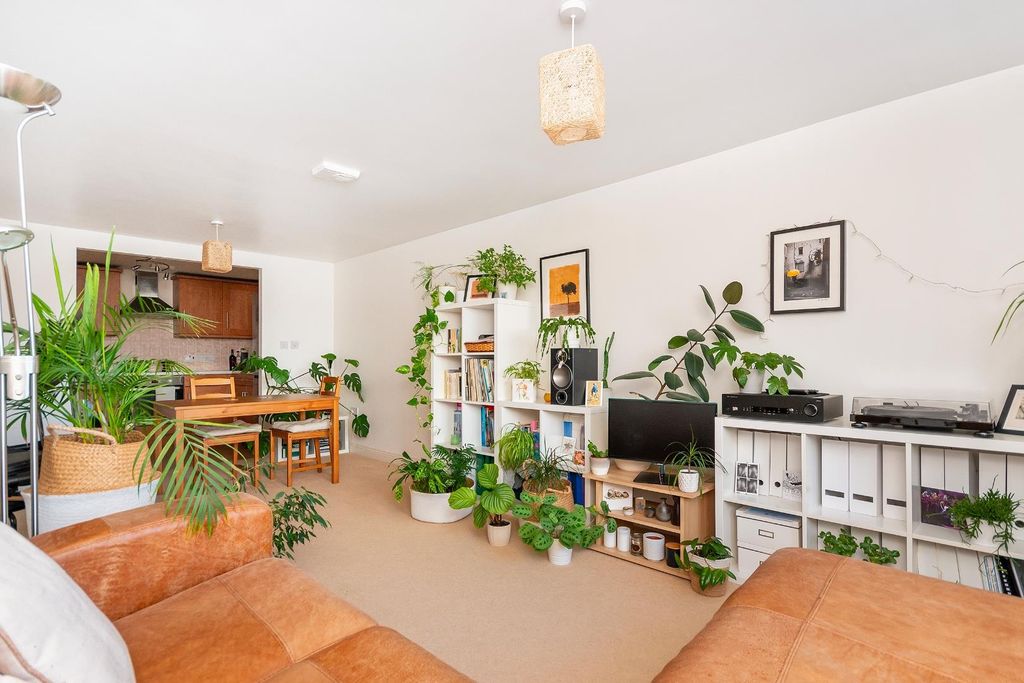 Property photo 3 of 21 8S2Cbr - Loungediner C.Jpg