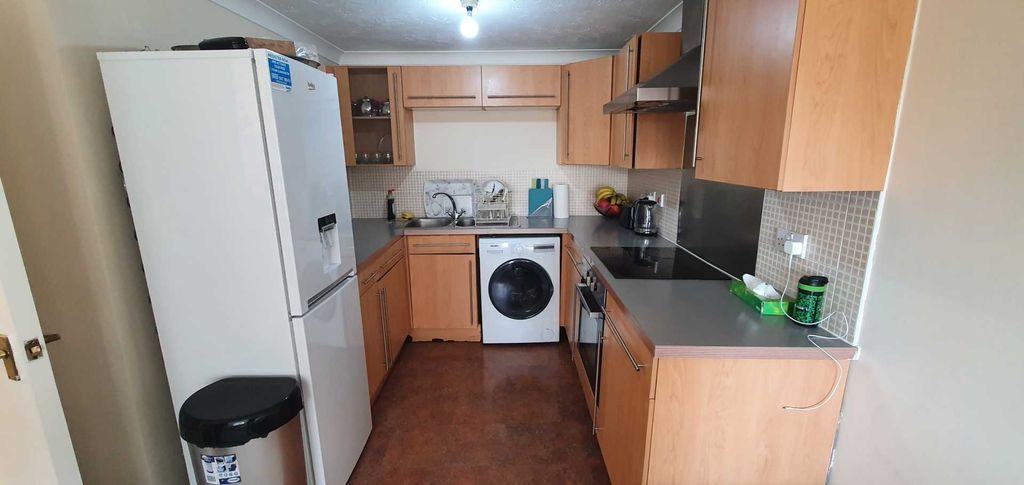 Property photo 2 of 10