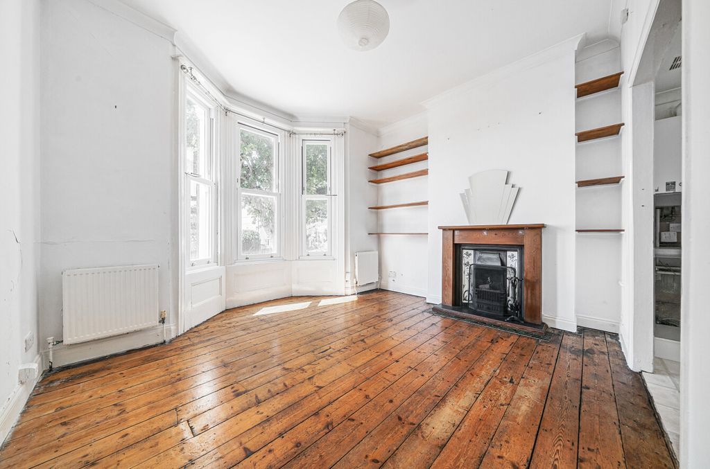 Property photo 3 of 15 1508100-4-6A7Da85...