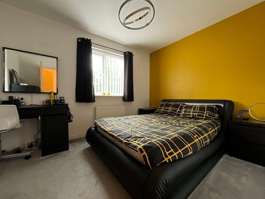 Property photo 3 of 11 4327154