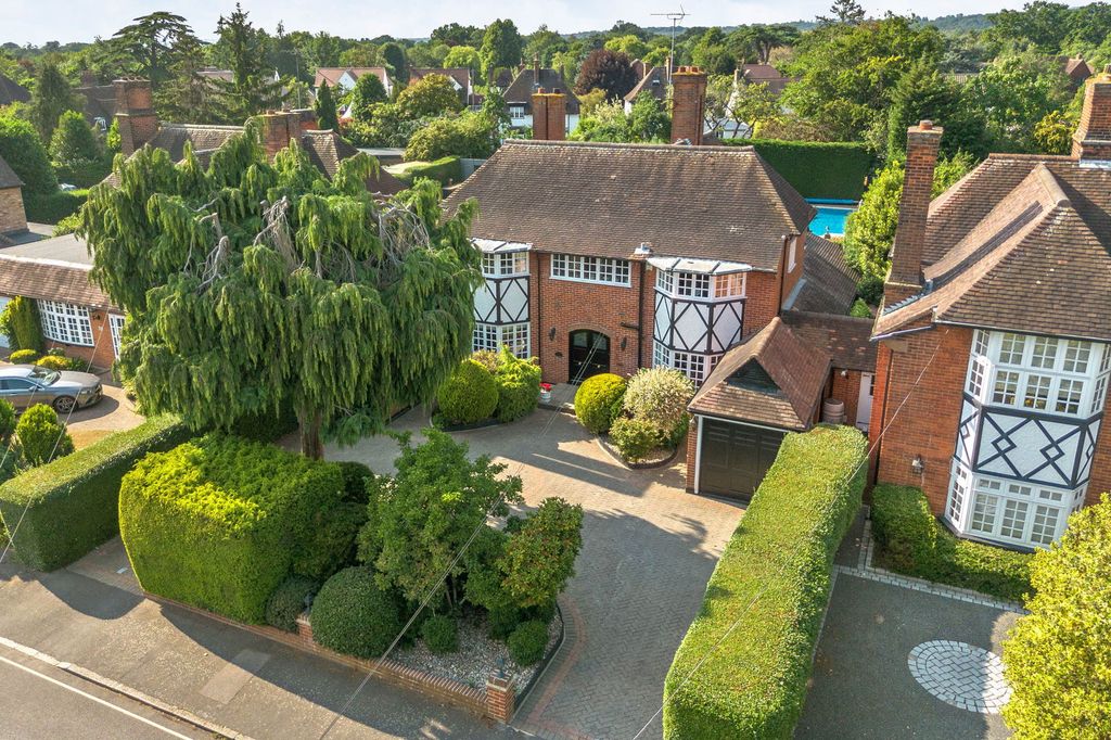 Property photo 1 of 71