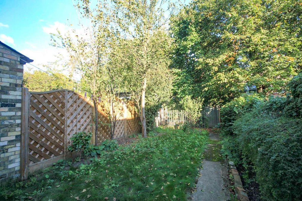 Property photo 3 of 7 Mxki6Pxgv0Q1Ernuwiiqua.Jpg