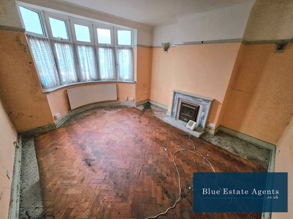 Property photo 2 of 13 Front Reception Room