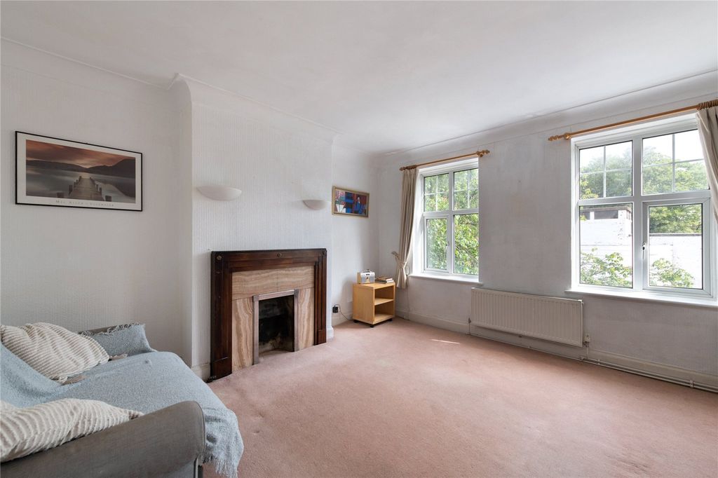 Property photo 1 of 9 Picture No. 02