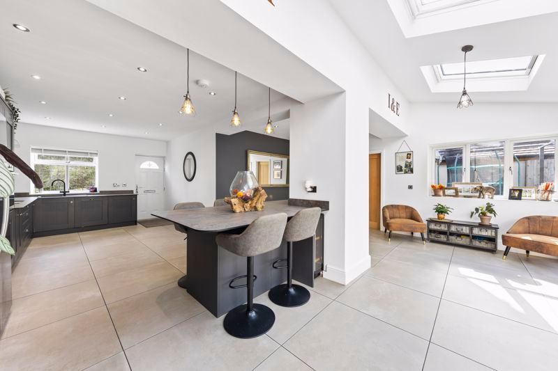 Property photo 1 of 41 Open-Plan