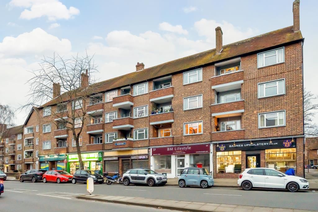 Property photo 3 of 10 External