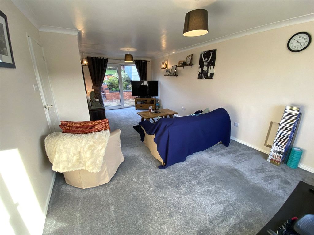 Property photo 3 of 18 Picture No. 14