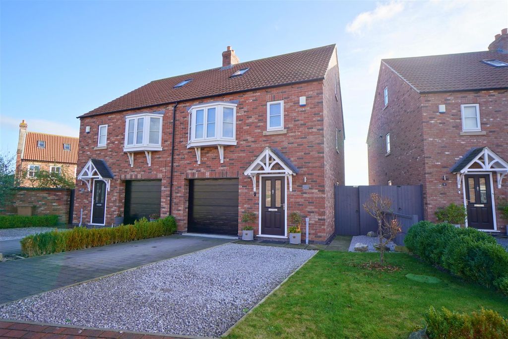 Property photo 1 of 15 Exterior.Jpg