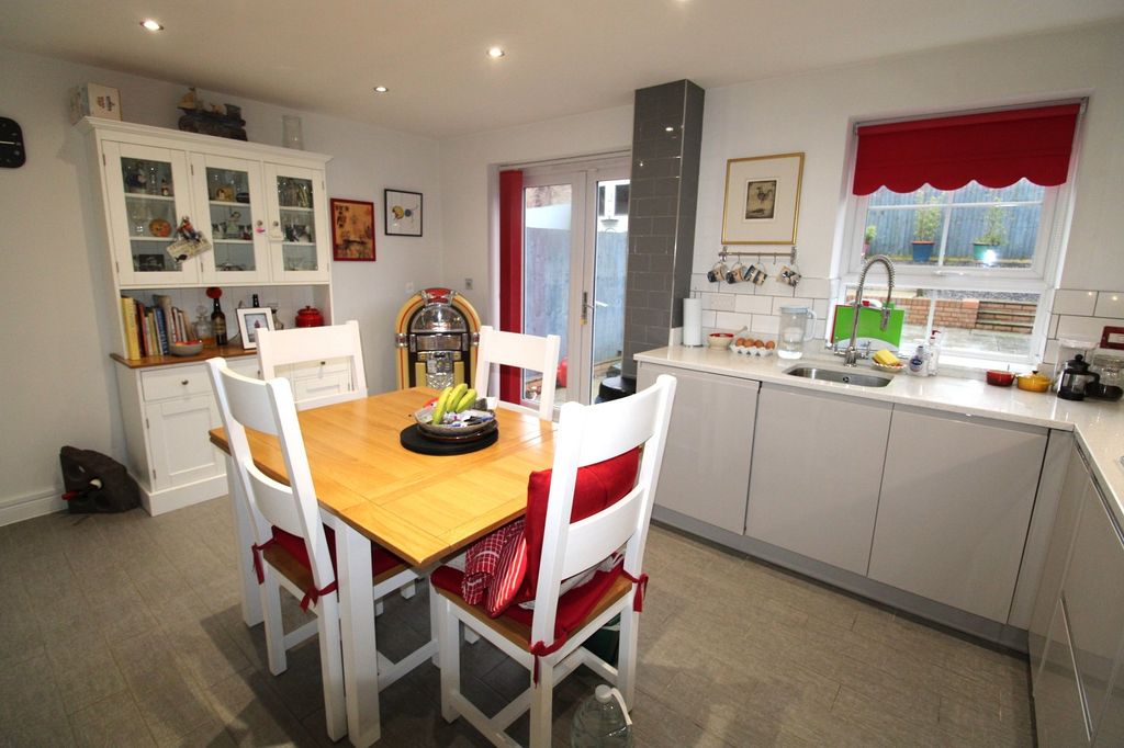 Property photo 2 of 20 Not Specified