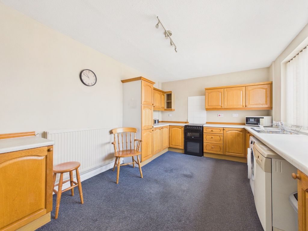 Property photo 2 of 11 4618624