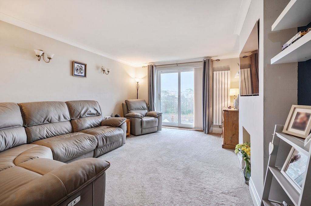 Property photo 1 of 27 1389499-4-6940383...