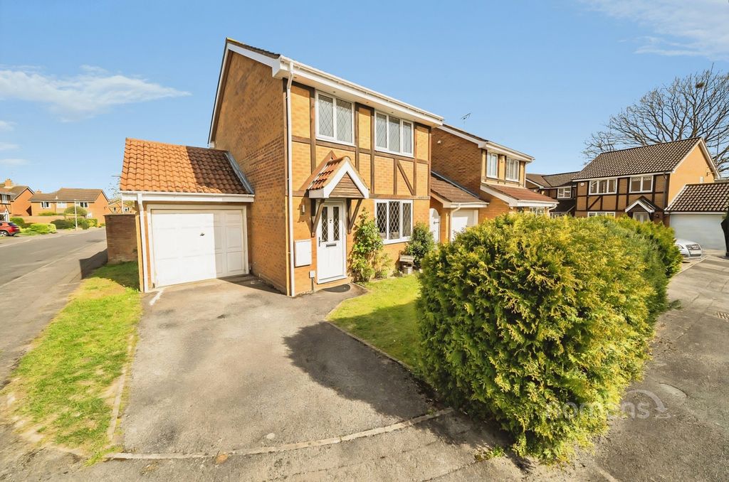 Property photo 1 of 16 Pbox-Img.Jpg