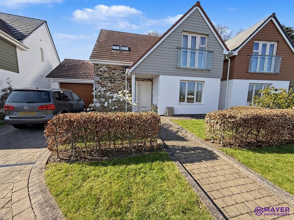 Property photo 2 of 20