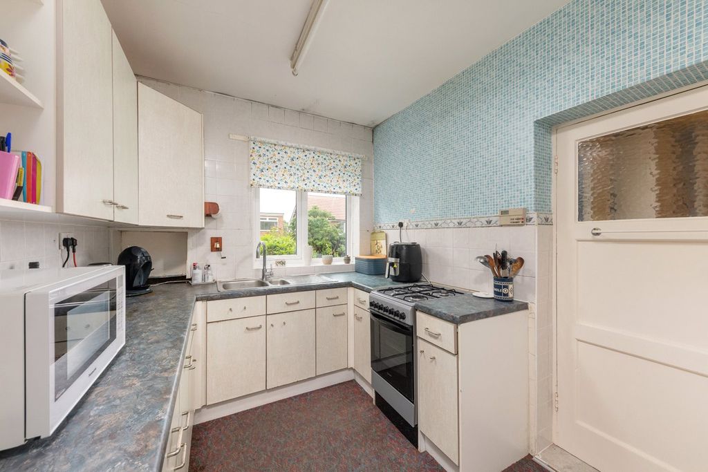 Property photo 3 of 12 Picture No. 06