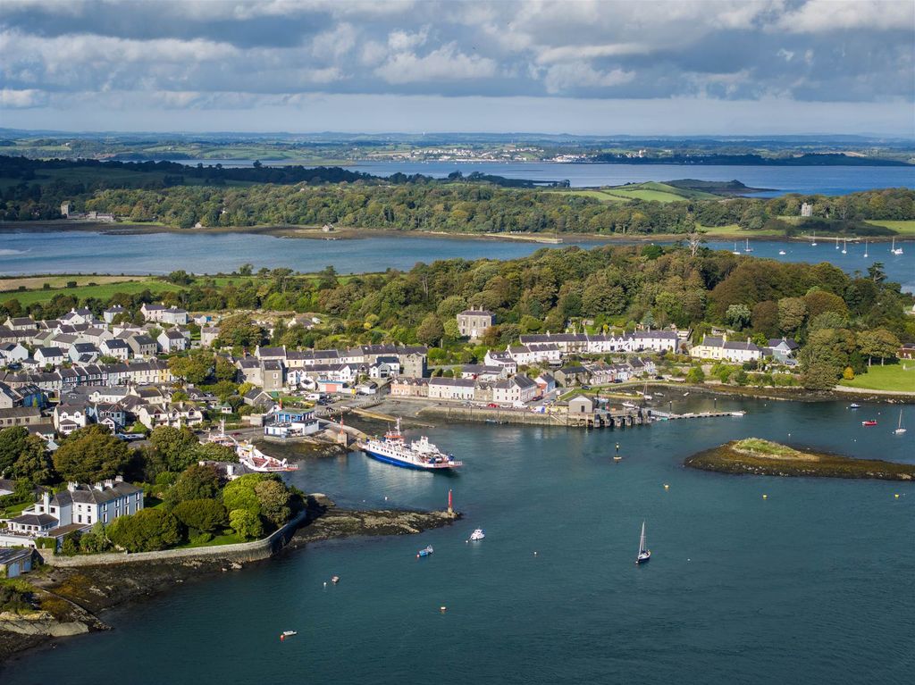 Property photo 2 of 29