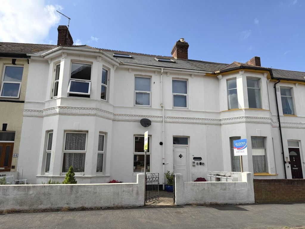 Property photo 1 of 8