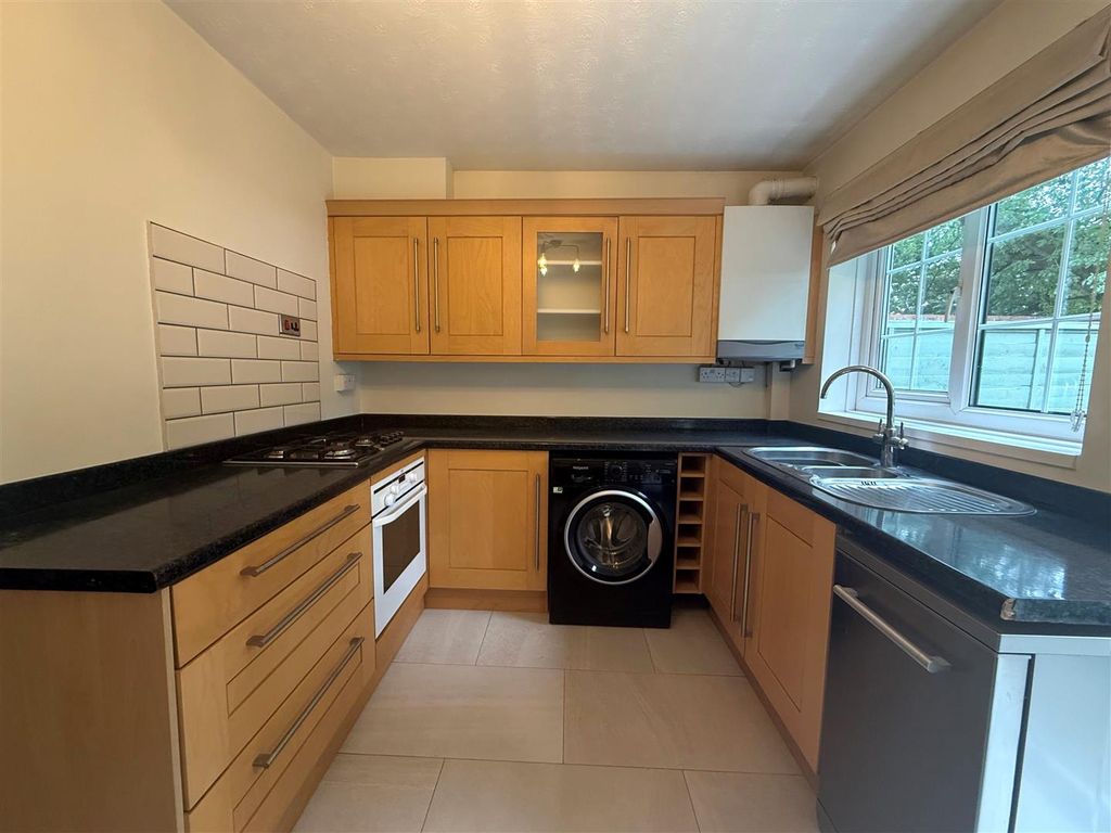 Property photo 3 of 12 11.Jpg